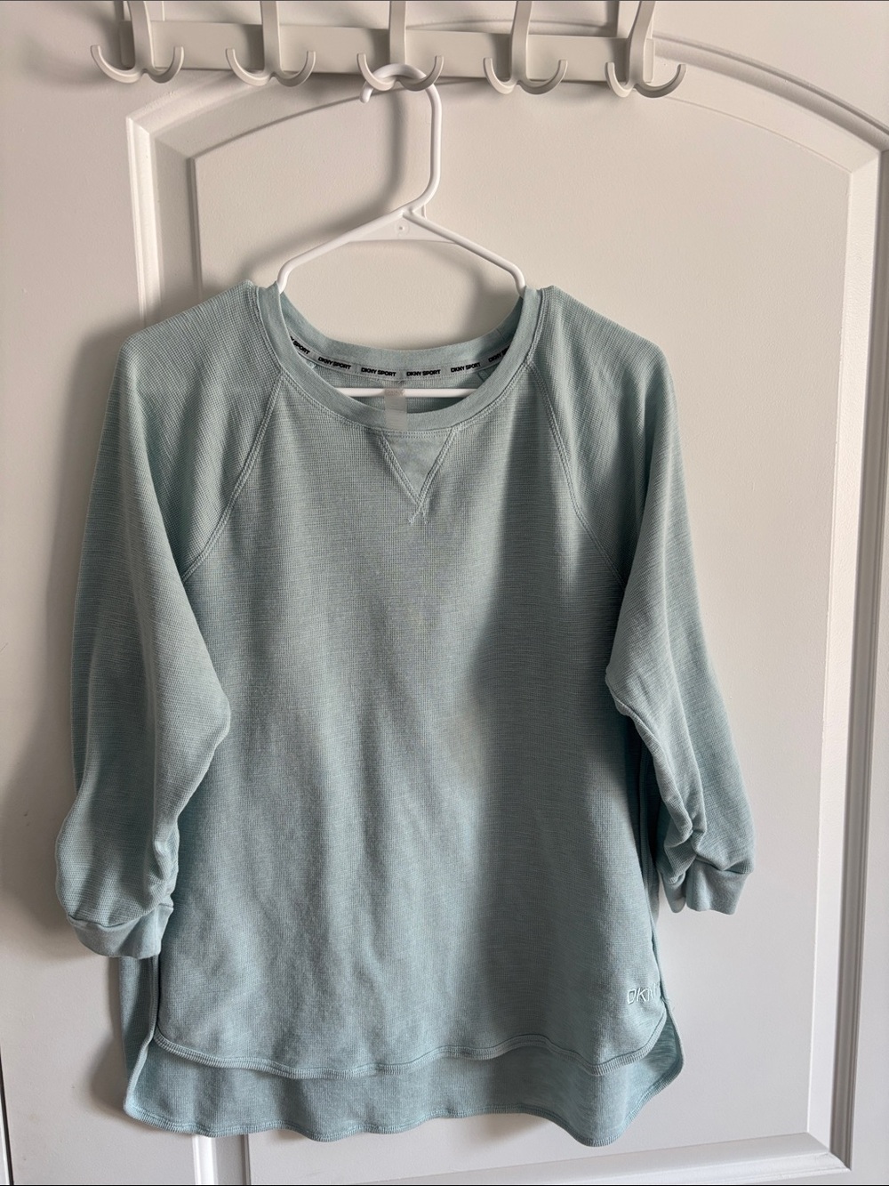 DKNY Sport Crewneck Sweatshirt Women's XL Light Blue High Low Hem Pullover